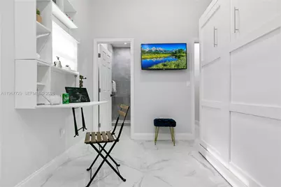2376 NW 2nd St, Miami, FL 33125 - Photo 30