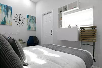 2376 NW 2nd St, Miami, FL 33125 - Photo 38