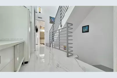 734 Michigan Ave, Miami Beach, FL 33139 - Photo 32