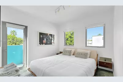 734 Michigan Ave, Miami Beach, FL 33139 - Photo 20