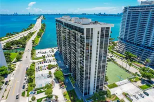 600 NE 36th St, Miami, FL 33137 - Photo 18