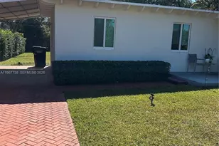 1560 NE 129th St, North Miami, FL 33161 - Photo 1