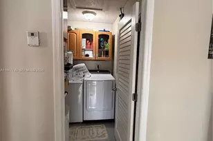 1312 SW 135th Pl, Miami, FL 33184 - Photo 12