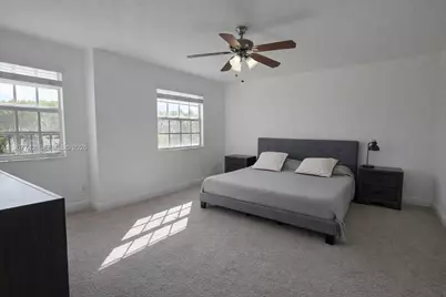 9741 Darlington Pl, Cooper City, FL 33328 - Photo 14