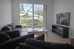 9741 Darlington Pl, Cooper City, FL 33328 - Photo 6