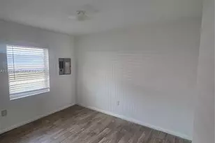 503 N 25th St, Fort Pierce, FL 34947 - Photo 12