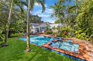 665 NE 120th St, Biscayne Park, FL 33161 - Photo 12