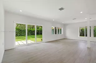 4020 Riviera Dr, Coral Gables, FL 33146 - Photo 10