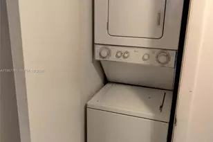 5033 NW 7th St, Miami, FL 33126 - Photo 1