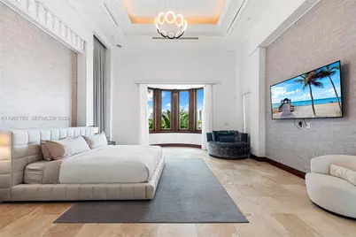 432 S Hibiscus Dr, Miami Beach, FL 33139 - Photo 22