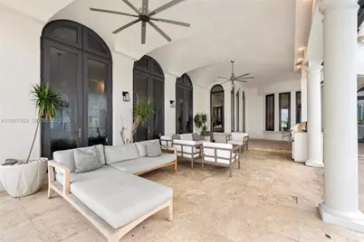 432 S Hibiscus Dr, Miami Beach, FL 33139 - Photo 48