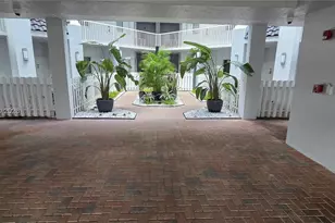 10700 NW 66th St, Doral, FL 33178 - Photo 4