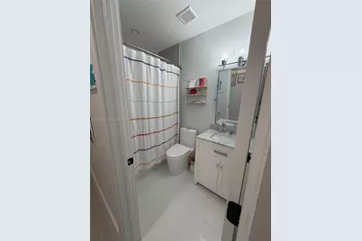 11536 NW 43rd Ter, Doral, FL 33178 - Photo 10