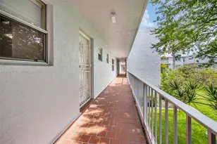 100 Edgewater Dr, Coral Gables, FL 33133 - Photo 2