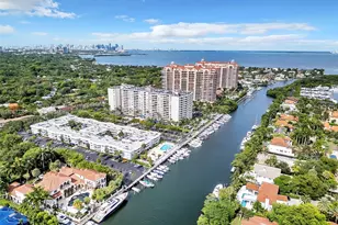 100 Edgewater Dr, Coral Gables, FL 33133 - Photo 28