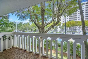 100 Edgewater Dr, Coral Gables, FL 33133 - Photo 20