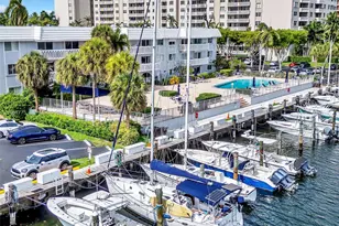 100 Edgewater Dr, Coral Gables, FL 33133 - Photo 26