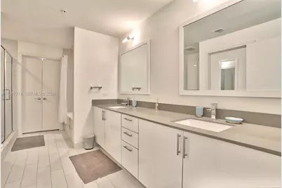 999 SW 1st Ave #2415, Miami, FL 33130 - Photo 6