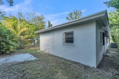 6940 NW 6th Ct #1, Miami, FL 33150 - Photo 38