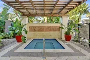 2421 NE 65th St, Fort Lauderdale, FL 33308 - Photo 16