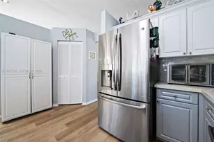 372 NW 45th Terrace, Deerfield Beach, FL 33442 - Photo 12