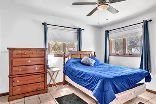 5310 SW 109th Ave, Davie, FL 33328 - Photo 78