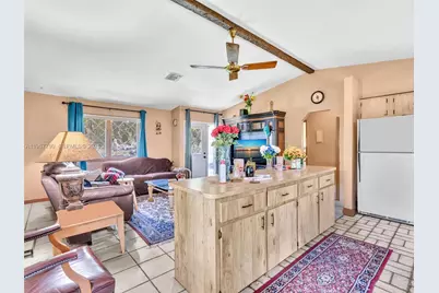 5310 SW 109th Ave, Davie, FL 33328 - Photo 10