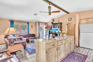 5310 SW 109th Ave, Davie, FL 33328 - Photo 10