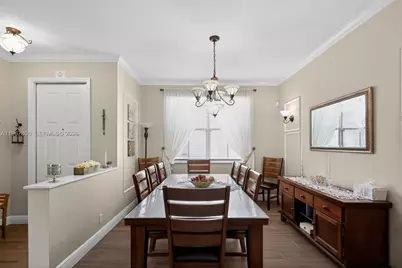 1561 SW 187th Ave, Pembroke Pines, FL 33029 - Photo 14