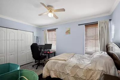 1561 SW 187th Ave, Pembroke Pines, FL 33029 - Photo 24