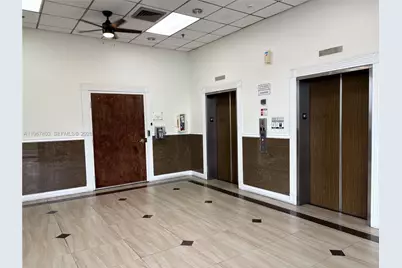 2100 W 76th St #201, Hialeah, FL 33016 - Photo 12