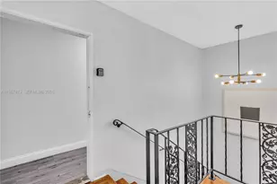 10002 E Bay Harbor Dr, Bay Harbor Islands, FL 33154 - Photo 36
