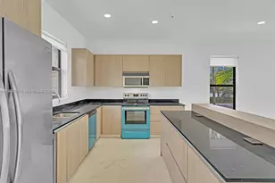 6130 SW 36th Ct, Miramar, FL 33023 - Photo 10