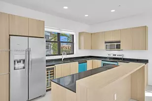 6130 SW 36th Ct, Miramar, FL 33023 - Photo 6