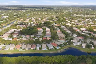 4351 Foxtail Ln, Weston, FL 33331 - Photo 40