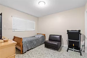 911 NW 22nd Pl, Miami, FL 33125 - Photo 22