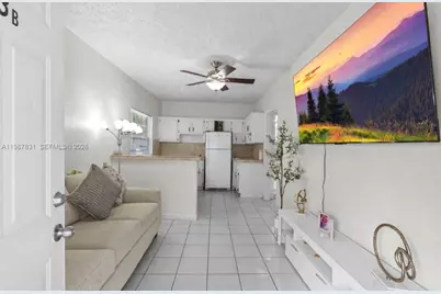 911 NW 22nd Pl, Miami, FL 33125 - Photo 4