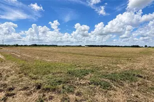 595 N Header Canal Rd, Fort Pierce, FL 34945 - Photo 16