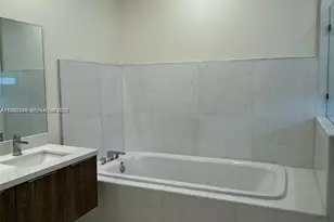 10376 NW 76th Terrace, Doral, FL 33178 - Photo 12