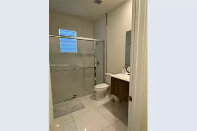 10376 NW 76th Ter, Doral, FL 33178 - Photo 20