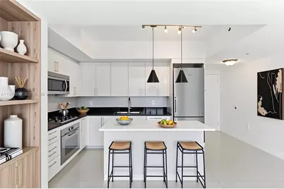 92 SW 3rd St #3804, Miami, FL 33130 - Photo 6