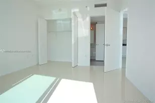 92 SW 3rd St, Miami, FL 33130 - Photo 8