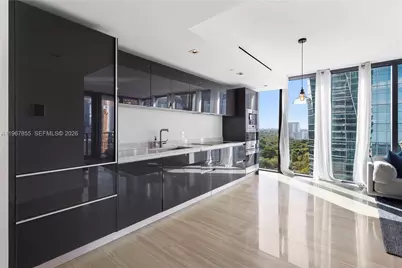 1451 Brickell Ave #1406, Miami, FL 33131 - Photo 4
