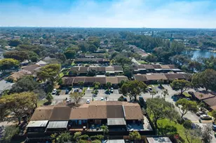 10341 Orange Ct, Pembroke Pines, FL 33026 - Photo 24