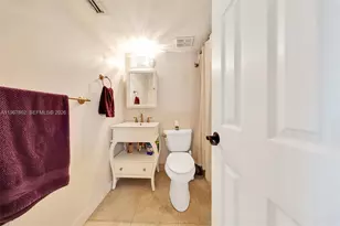 10341 Orange Ct, Pembroke Pines, FL 33026 - Photo 8