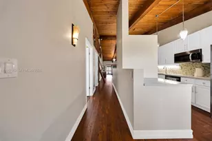 10341 Orange Ct, Pembroke Pines, FL 33026 - Photo 2