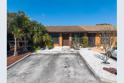 10341 Orange Ct, Pembroke Pines, FL 33026 - Photo 20