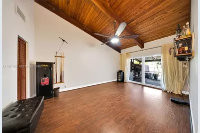 10341 Orange Ct, Pembroke Pines, FL 33026 - Photo 12