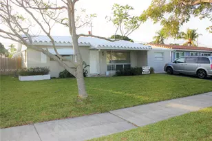 1900 N 32nd Ct, Hollywood, FL 33021 - Photo 1