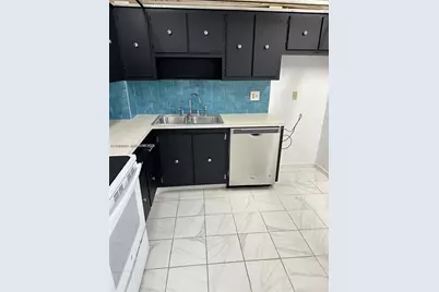 200 Ashbury Rd #209, Hollywood, FL 33024 - Photo 6